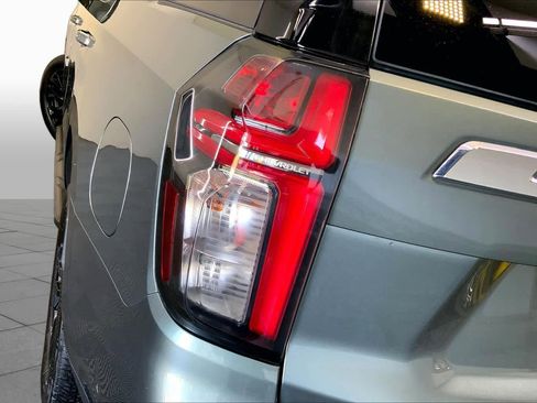 Used 2023 Chevrolet Tahoe Premier w/ Advanced Technology Package AWD/4WD image 28