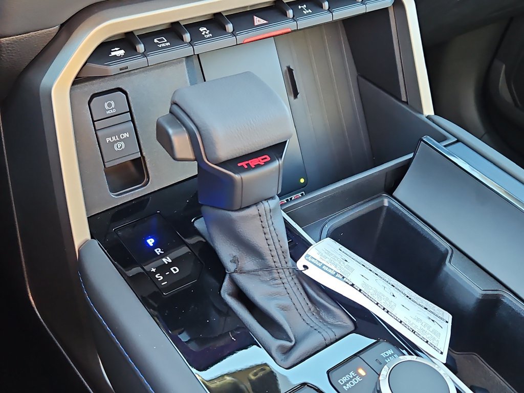 New 2026 Toyota Tundra Platinum w/ TRD Off-Road Package AWD/4WD image 19