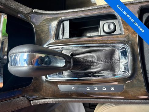 Used 2015 Lincoln MKS w/ Equipment Group 101A FWD image 25