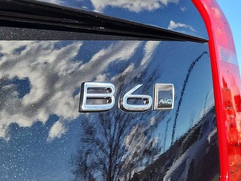 New 2025 Volvo XC90 B6 Ultra w/ Protection Package image 12