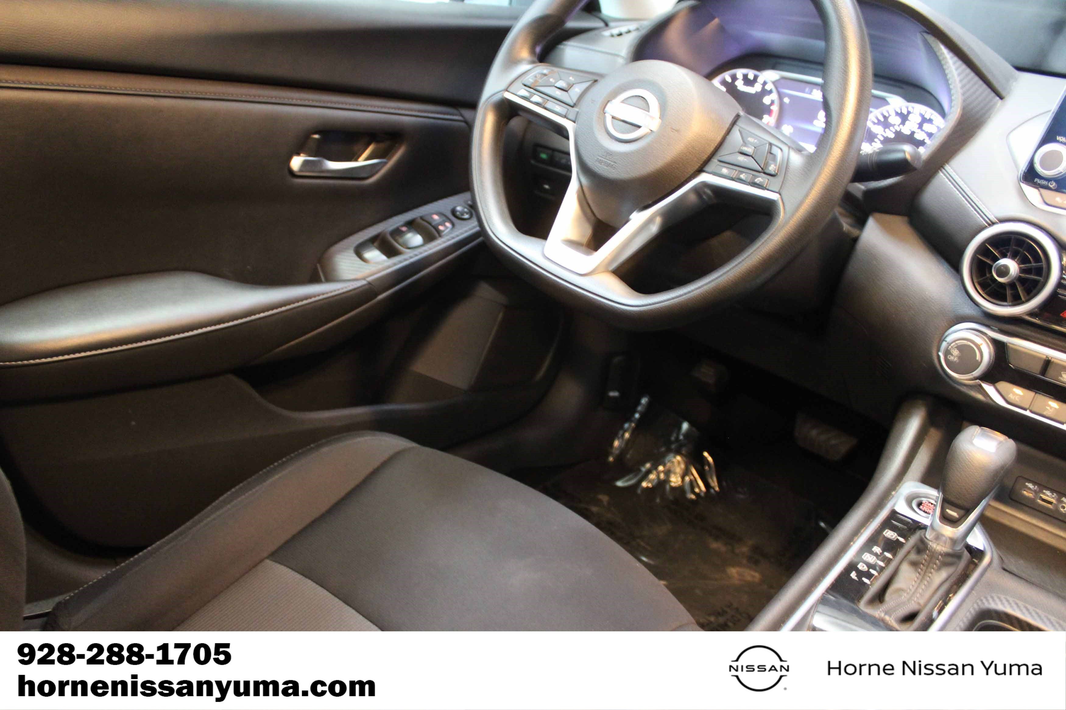 Used 2024 Nissan Sentra SV FWD image 10