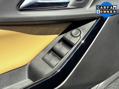 Used 2025 Chevrolet Equinox ACTIV w/ Safety and Technology Package image 16