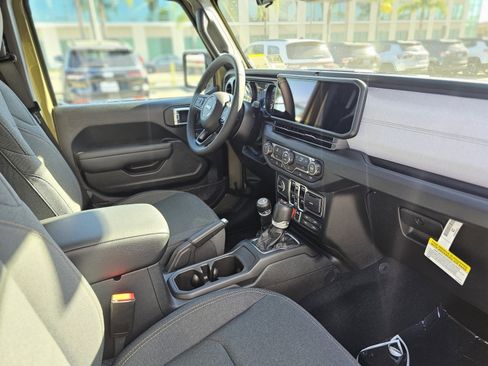 New 2026 Jeep Gladiator Willys image 26