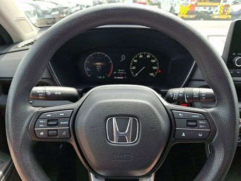 Used 2024 Honda CR-V EX image 23