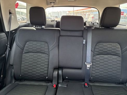 Certified 2024 Nissan Pathfinder SV image 21