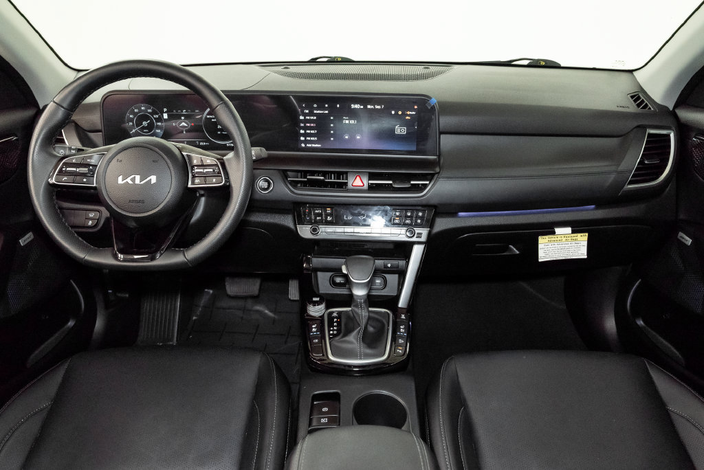 Used 2025 Kia Seltos SX w/ SX Sunroof Package AWD/4WD image 28