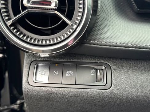 Used 2025 Chevrolet Equinox LT image 25