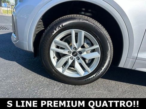 Used 2023 Audi Q5 2.0T Premium w/ Convenience Package AWD/4WD image 9