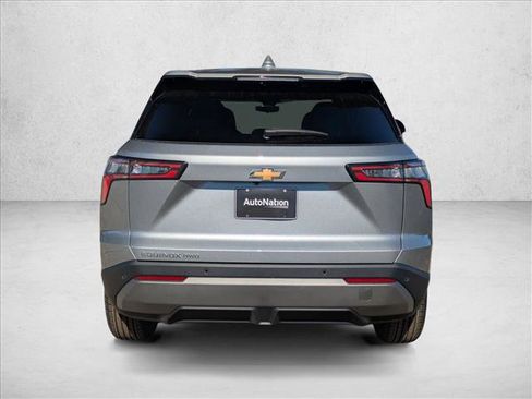 New 2026 Chevrolet Equinox LT AWD/4WD image 7
