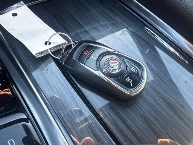 Used 2024 Buick Enclave Essence w/ Sport Touring Edition FWD image 13