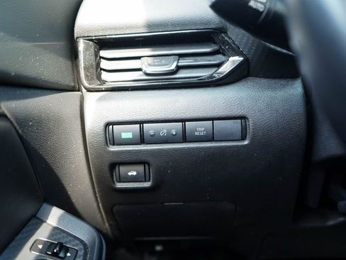 Used 2022 Nissan Sentra SV image 27