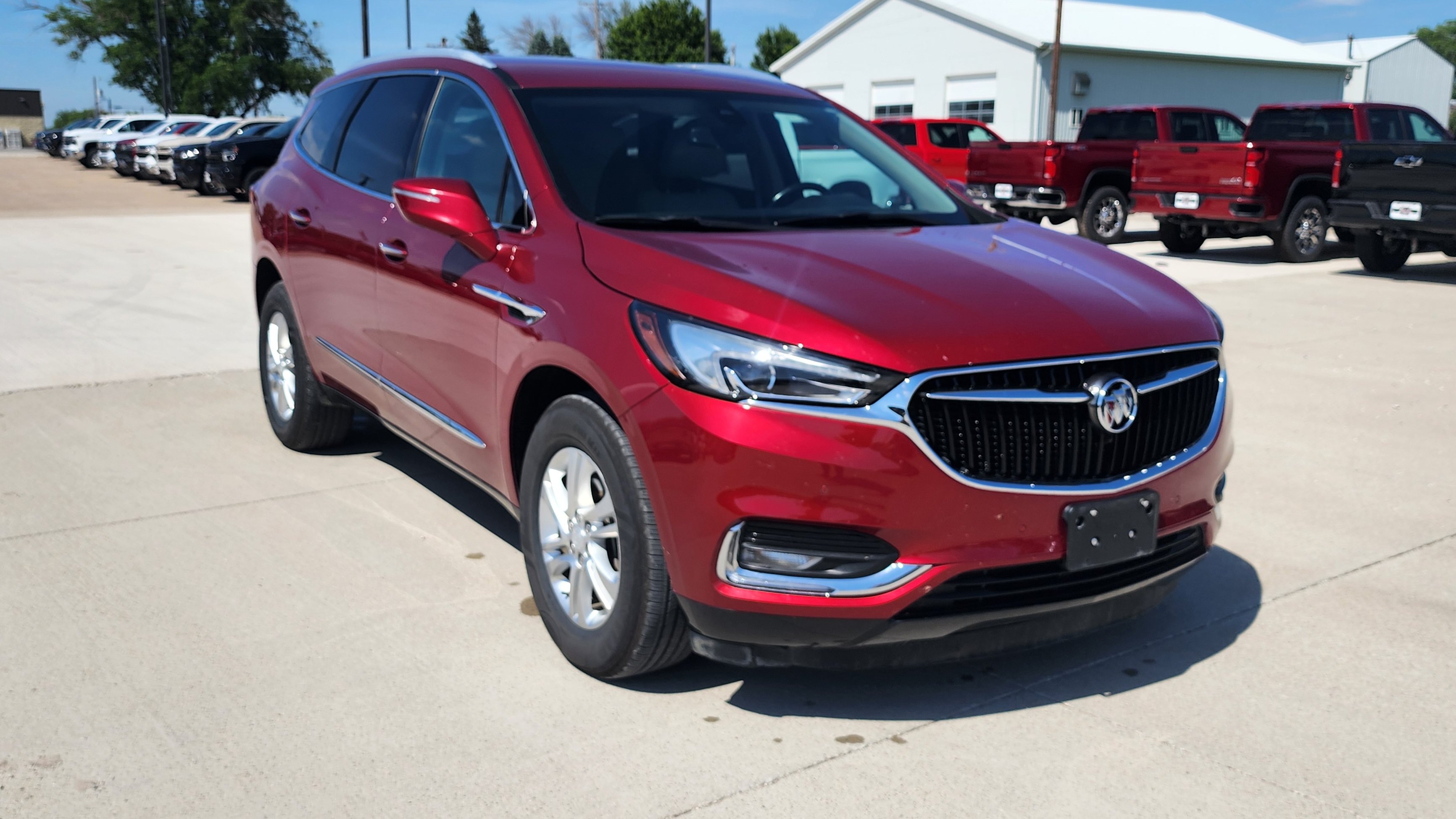 Used 2019 Buick Enclave Premium AWD/4WD image 3