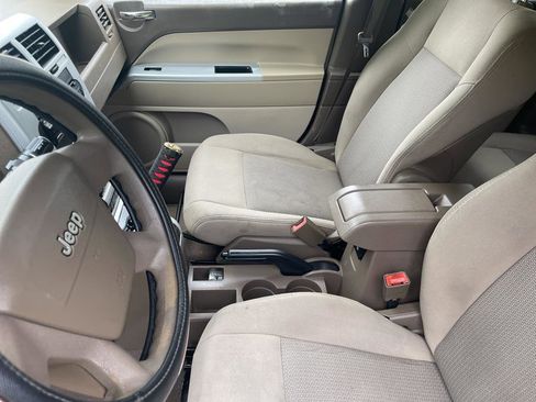 Used 2008 Jeep Compass Sport image 29