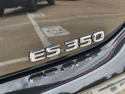 Used 2025 Lexus ES 350 w/ Premium Package FWD image 43