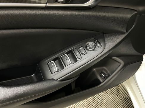Used 2022 Honda Accord Sport image 21
