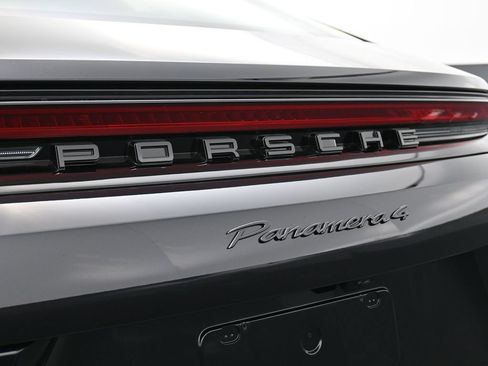 Certified 2025 Porsche Panamera 4 AWD/4WD image 14