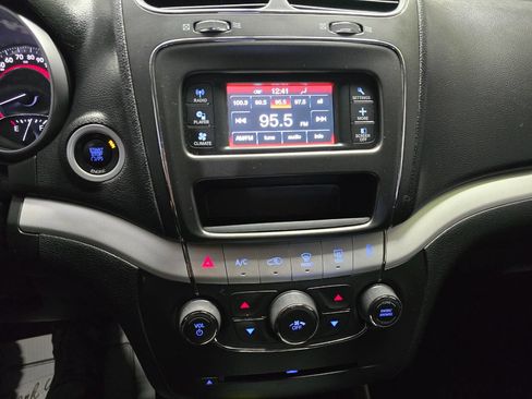 Used 2015 Dodge Journey FWD image 19