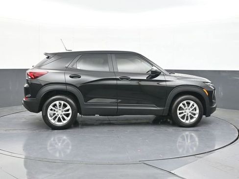 New 2026 Chevrolet TrailBlazer LS w/ LS Convenience Package FWD image 18