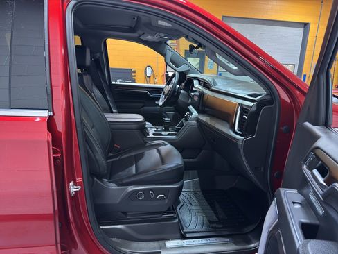 Used 2024 GMC Sierra 1500 Denali w/ Denali Reserve Package image 23