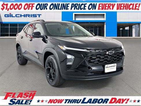 New 2026 Chevrolet Trax LT w/ Midnight Edition FWD image 1