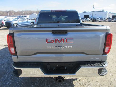 New 2026 GMC Sierra 1500 SLE w/ Max Trailering Package AWD/4WD image 6