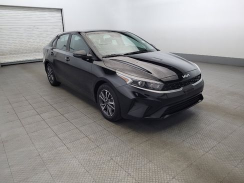 Used 2023 Kia Forte LXS w/ LXS Technology Package image 13