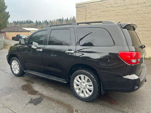 Used 2014 Toyota Sequoia Platinum image 7