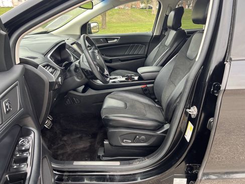Used 2017 Ford Edge Sport w/ Technology Package image 11