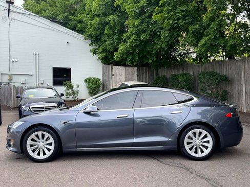 Used 2018 Tesla Model S 75D AWD/4WD image 3