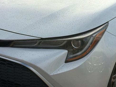 Used 2021 Toyota Corolla XSE w/ Blackout Package (TMS) FWD image 9