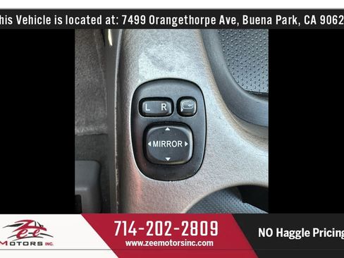 Used 2002 Toyota Sequoia Limited RWD image 28