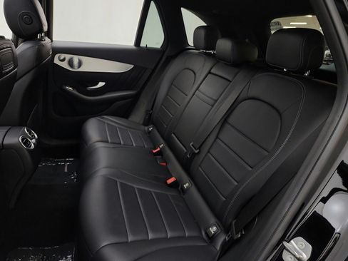Used 2019 Mercedes-Benz GLC 300 image 13