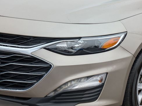 Used 2024 Chevrolet Malibu LT image 11