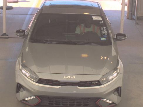 Used 2022 Kia Forte GT FWD image 2