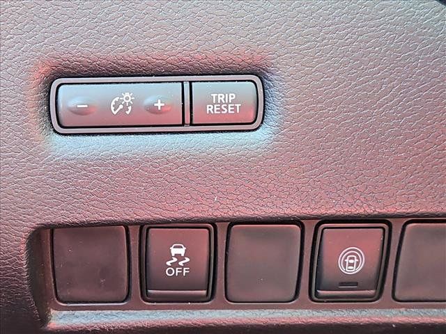 Used 2020 Nissan Murano S w/ Technology Package FWD image 12