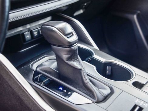 Certified 2020 Toyota Highlander LE image 21