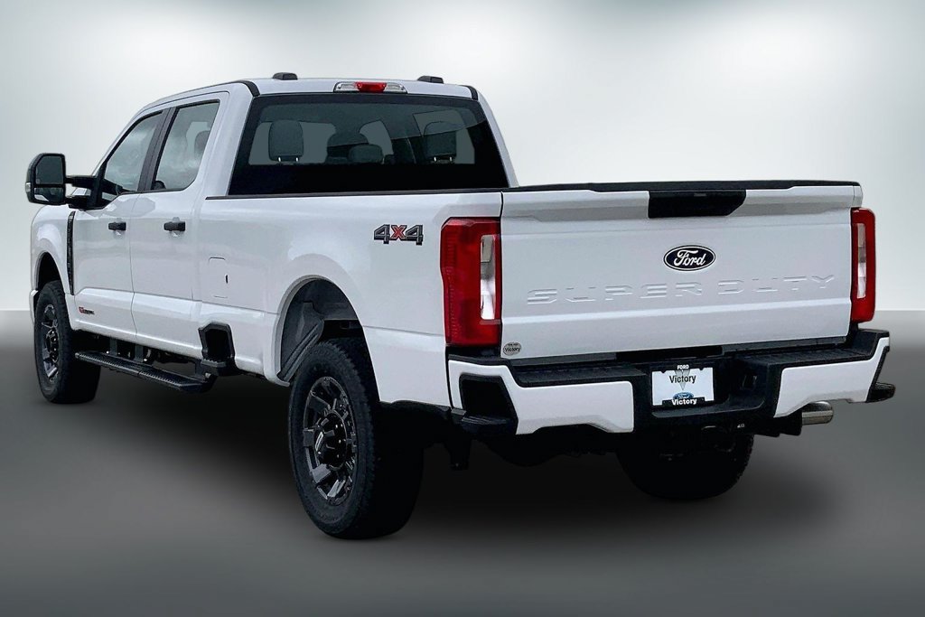 New 2027 Ford F250 XL w/ STX Appearance Package AWD/4WD image 3