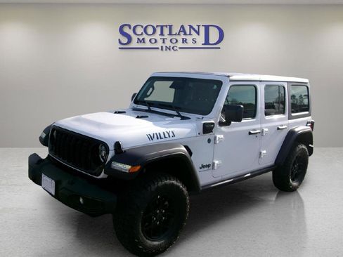 Used 2025 Jeep Wrangler Unlimited Sport S 4xe AWD/4WD image 2