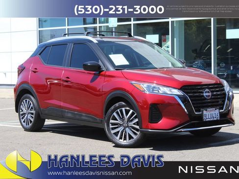 Used 2024 Nissan Kicks SV w/ Exterior Package FWD image 1