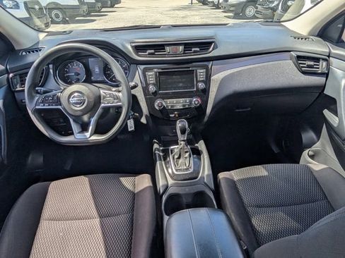 Used 2020 Nissan Rogue Sport S FWD image 13