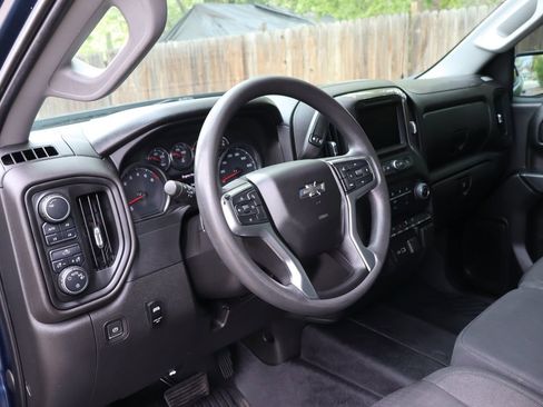 Used 2022 Chevrolet Silverado 1500 Custom Trail Boss w/ Safety Confidence Package AWD/4WD image 15