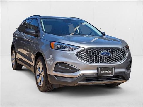 New 2024 Ford Edge SE image 7