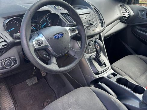 Used 2016 Ford Escape S image 19