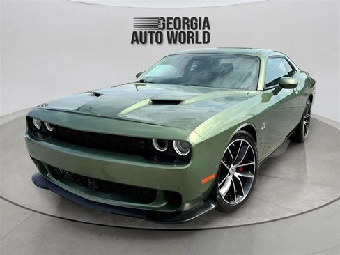 Used 2018 Dodge Challenger R/T Scat Pack w/ Technology Group image 1