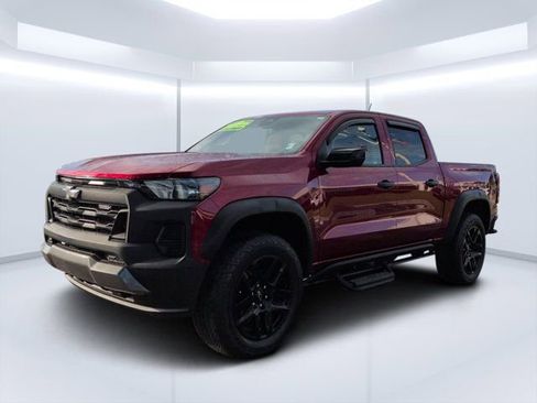 Used 2024 Chevrolet Colorado Trail Boss w/ Advanced Trailering Package AWD/4WD image 7