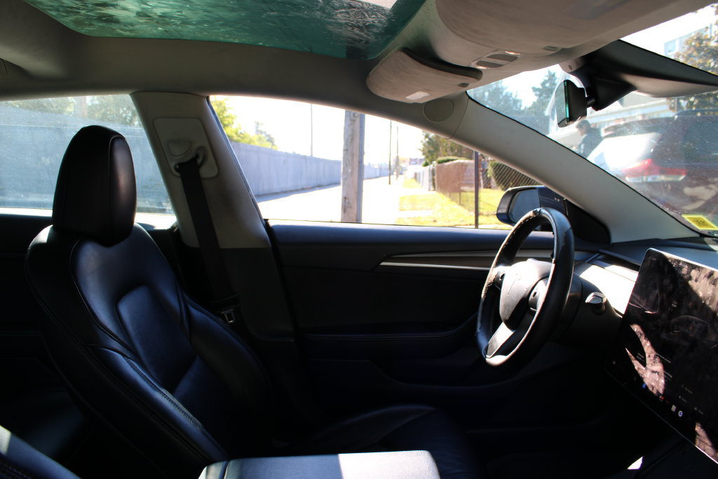 Used 2023 Tesla Model 3 Standard Range RWD image 19
