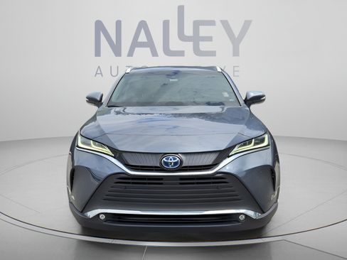 Used 2023 Toyota Venza XLE AWD/4WD image 8