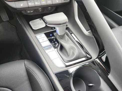 New 2026 Hyundai Elantra Limited FWD image 19