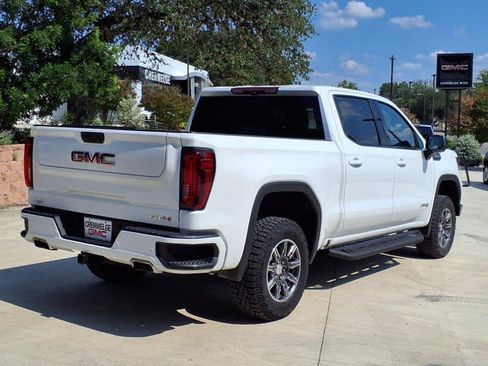 Certified 2024 GMC Sierra 1500 AT4 w/ Technology Package AWD/4WD image 31