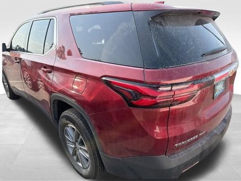Used 2023 Chevrolet Traverse LT AWD/4WD image 12